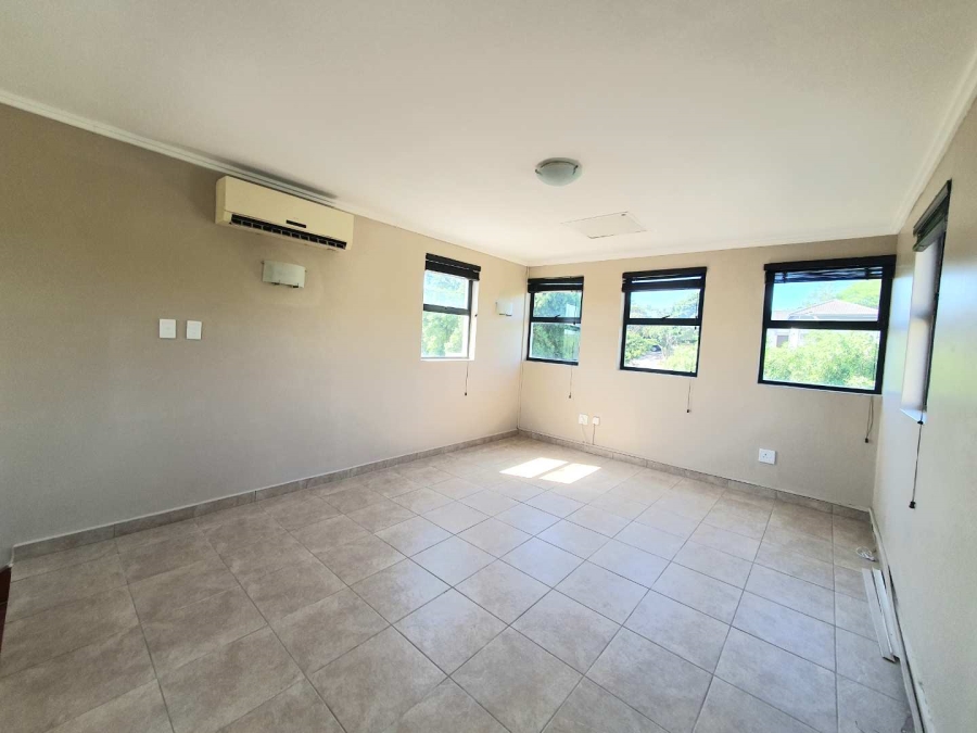 To Let 2 Bedroom Property for Rent in Palm Lakes Estate KwaZulu-Natal
