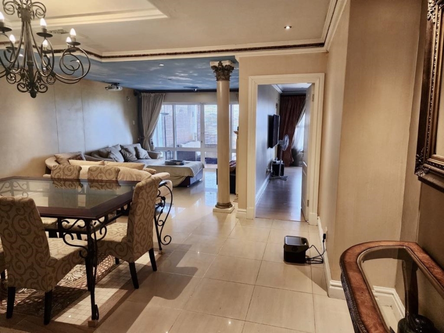 2 Bedroom Property for Sale in La Lucia KwaZulu-Natal