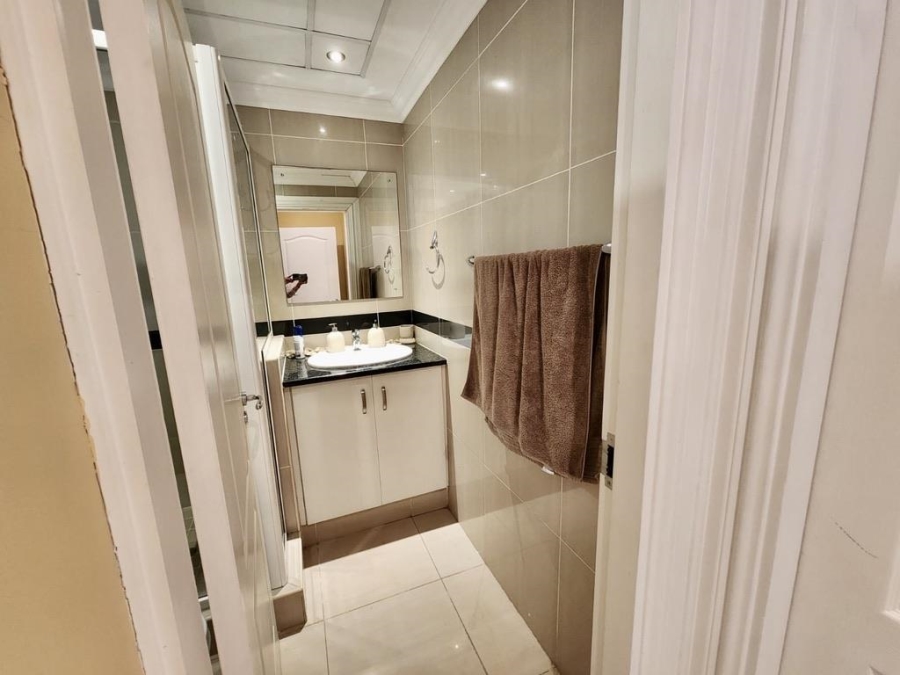 2 Bedroom Property for Sale in La Lucia KwaZulu-Natal