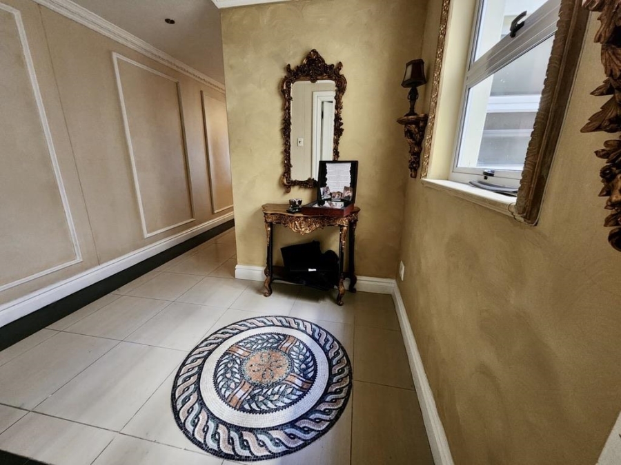 2 Bedroom Property for Sale in La Lucia KwaZulu-Natal