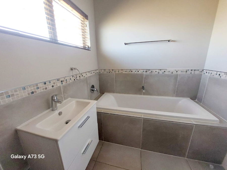 3 Bedroom Property for Sale in Palm Lakes Estate KwaZulu-Natal