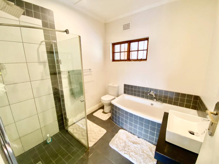 To Let 4 Bedroom Property for Rent in Durban North KwaZulu-Natal