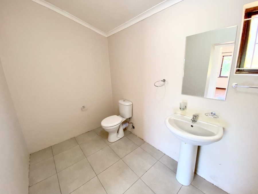 To Let 4 Bedroom Property for Rent in Herrwood Park KwaZulu-Natal