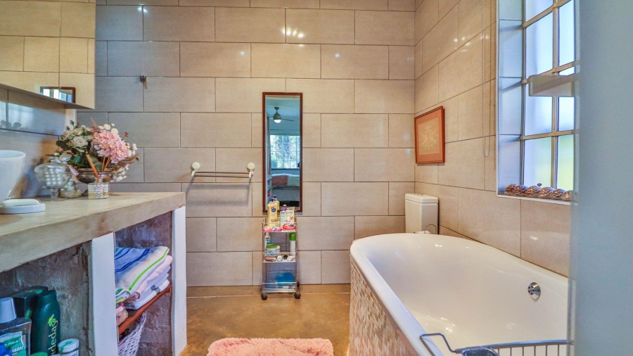 2 Bedroom Property for Sale in Mountain Homes KwaZulu-Natal