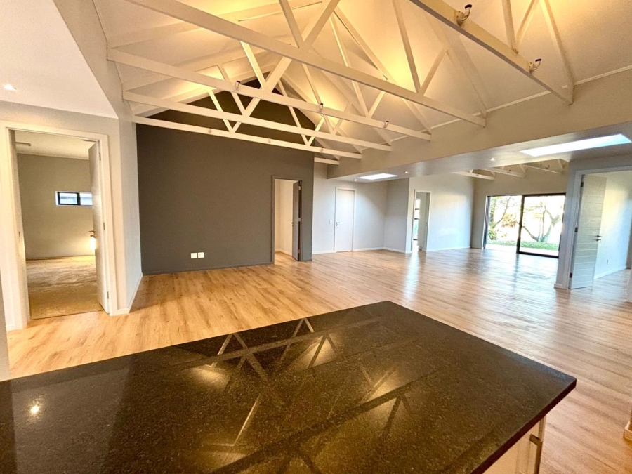 4 Bedroom Property for Sale in Ferncliffe KwaZulu-Natal