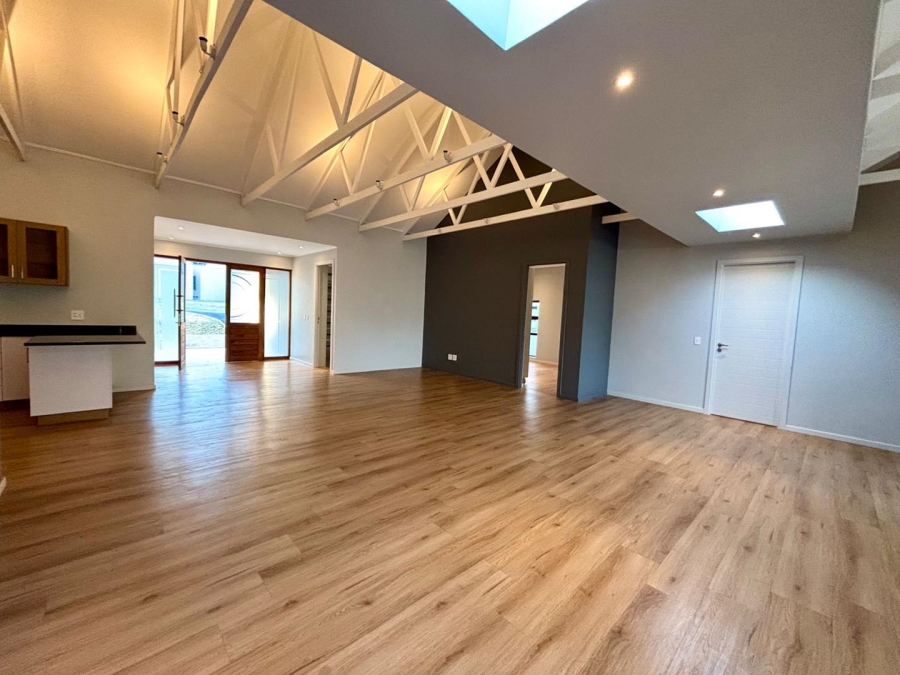 4 Bedroom Property for Sale in Ferncliffe KwaZulu-Natal