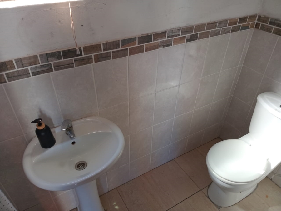 To Let 1 Bedroom Property for Rent in Birdswood KwaZulu-Natal