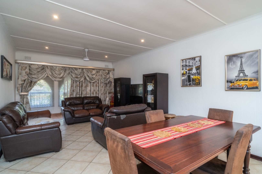2 Bedroom Property for Sale in La Lucia KwaZulu-Natal