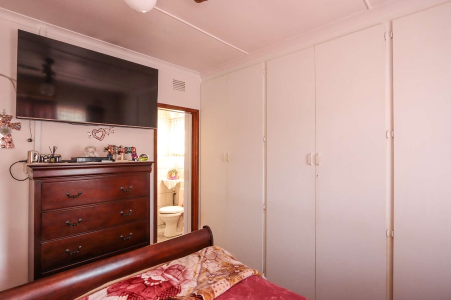2 Bedroom Property for Sale in Escombe KwaZulu-Natal