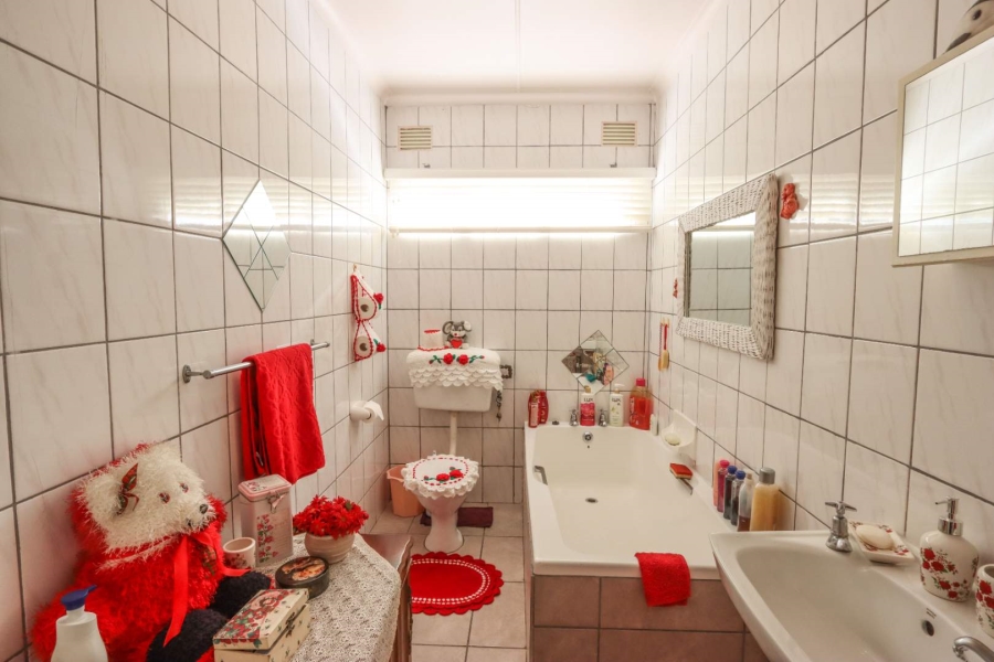 2 Bedroom Property for Sale in Escombe KwaZulu-Natal