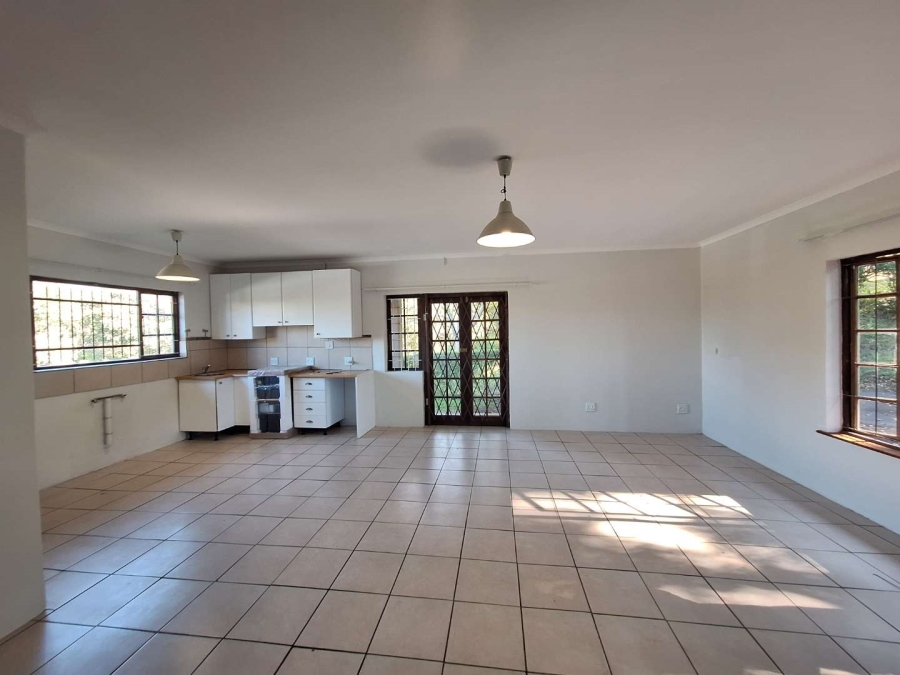 To Let 2 Bedroom Property for Rent in Crestview KwaZulu-Natal