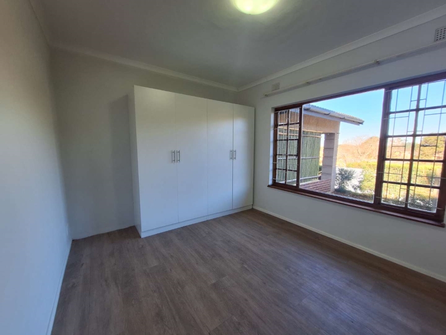 To Let 2 Bedroom Property for Rent in Crestview KwaZulu-Natal