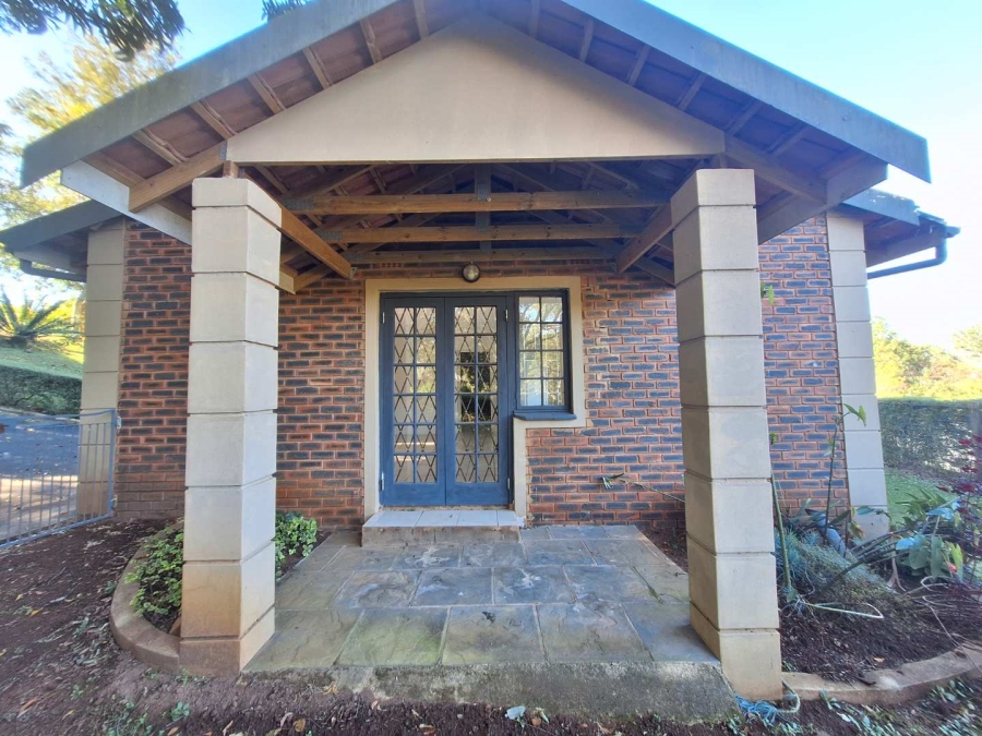 To Let 2 Bedroom Property for Rent in Crestview KwaZulu-Natal