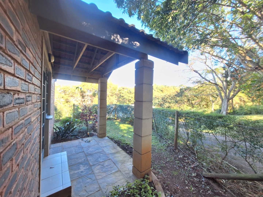 To Let 2 Bedroom Property for Rent in Crestview KwaZulu-Natal