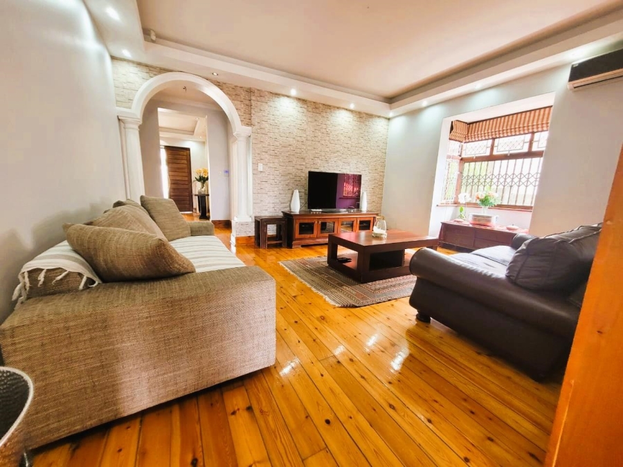 To Let 3 Bedroom Property for Rent in Glenwood KwaZulu-Natal