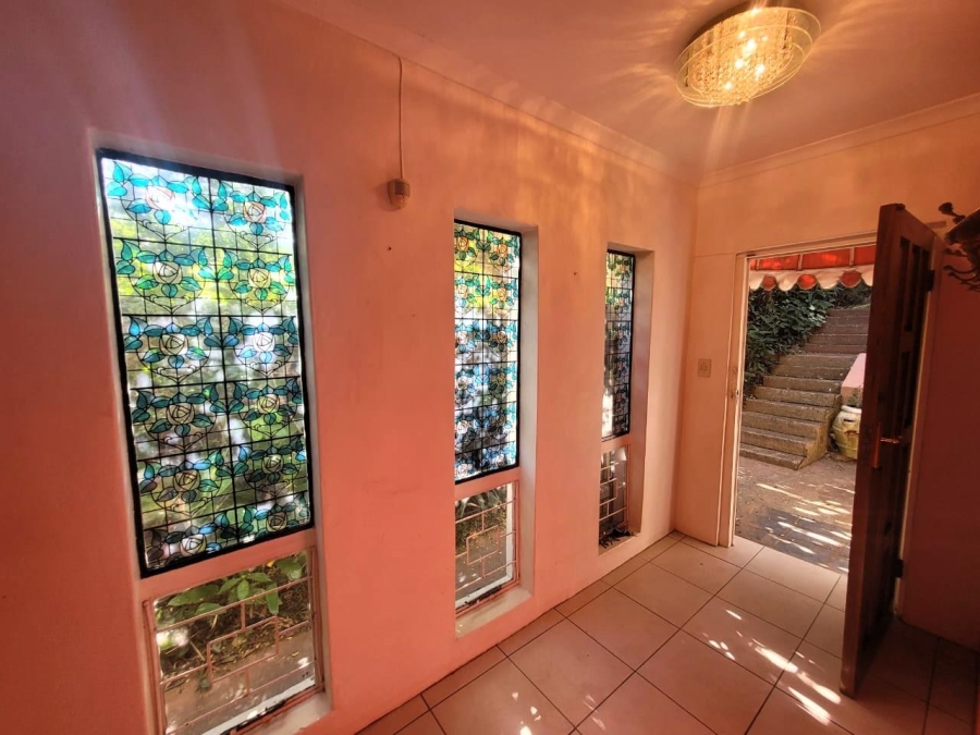 5 Bedroom Property for Sale in Morningside KwaZulu-Natal