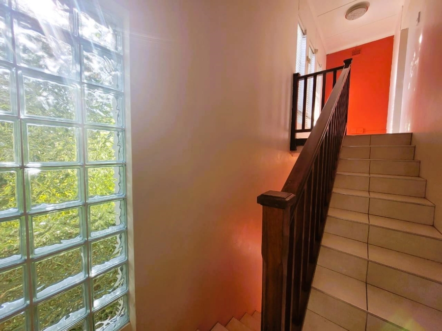 5 Bedroom Property for Sale in Morningside KwaZulu-Natal