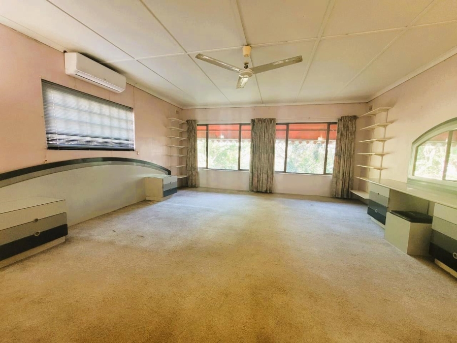 5 Bedroom Property for Sale in Morningside KwaZulu-Natal