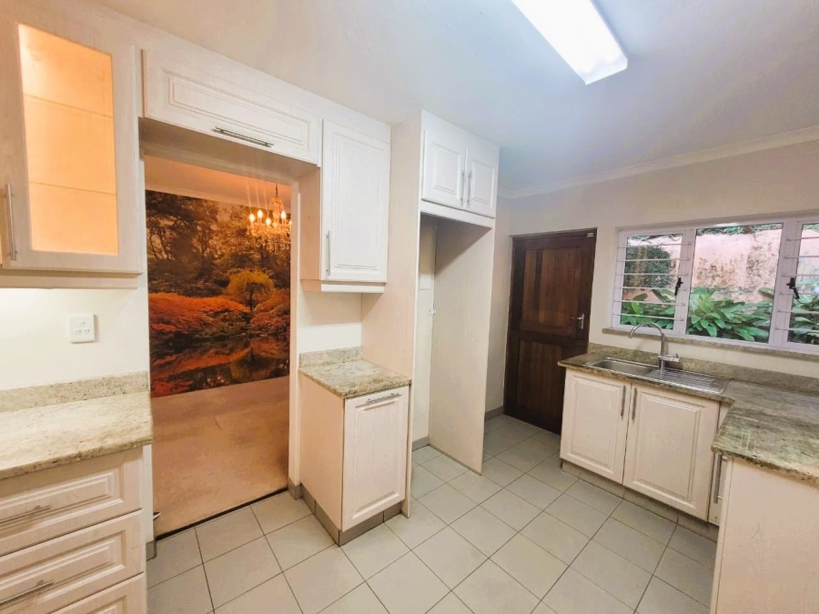 5 Bedroom Property for Sale in Morningside KwaZulu-Natal