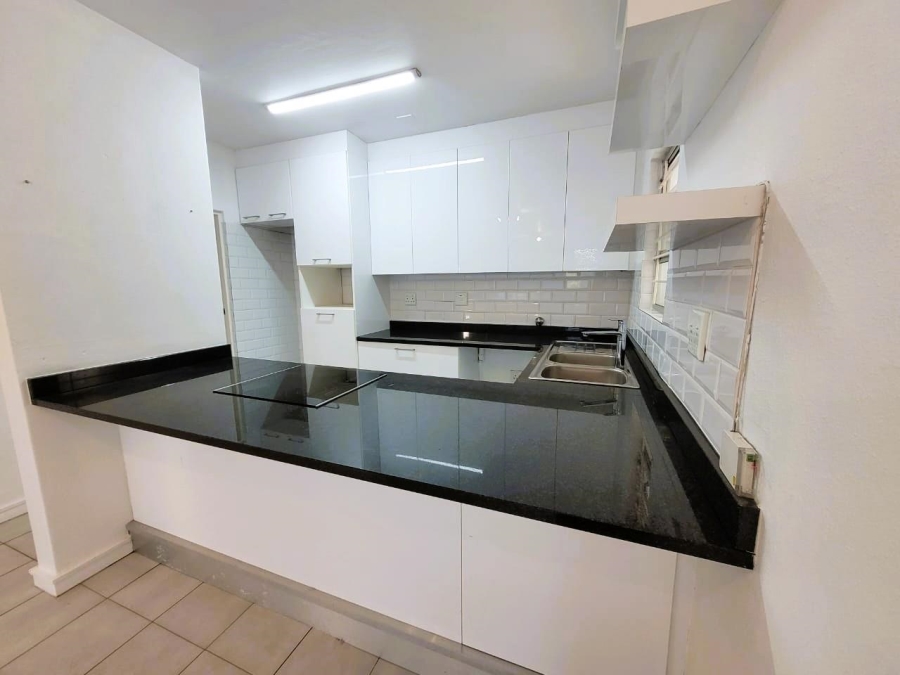 1 Bedroom Property for Sale in Umhlanga KwaZulu-Natal