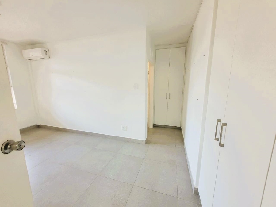 1 Bedroom Property for Sale in Umhlanga KwaZulu-Natal