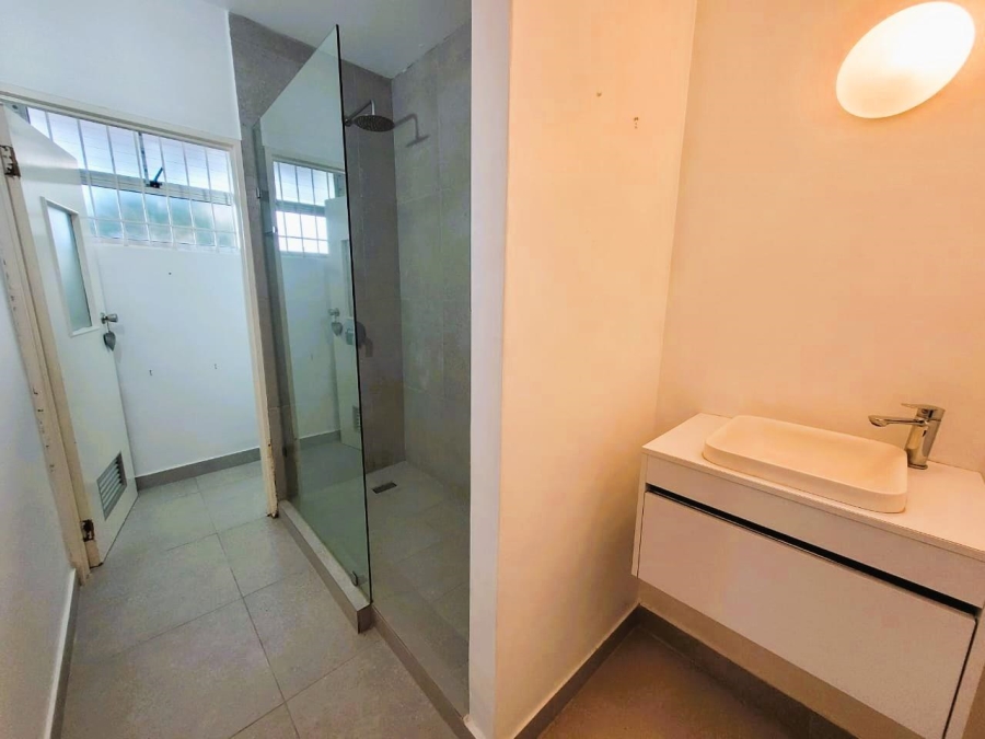 1 Bedroom Property for Sale in Umhlanga KwaZulu-Natal