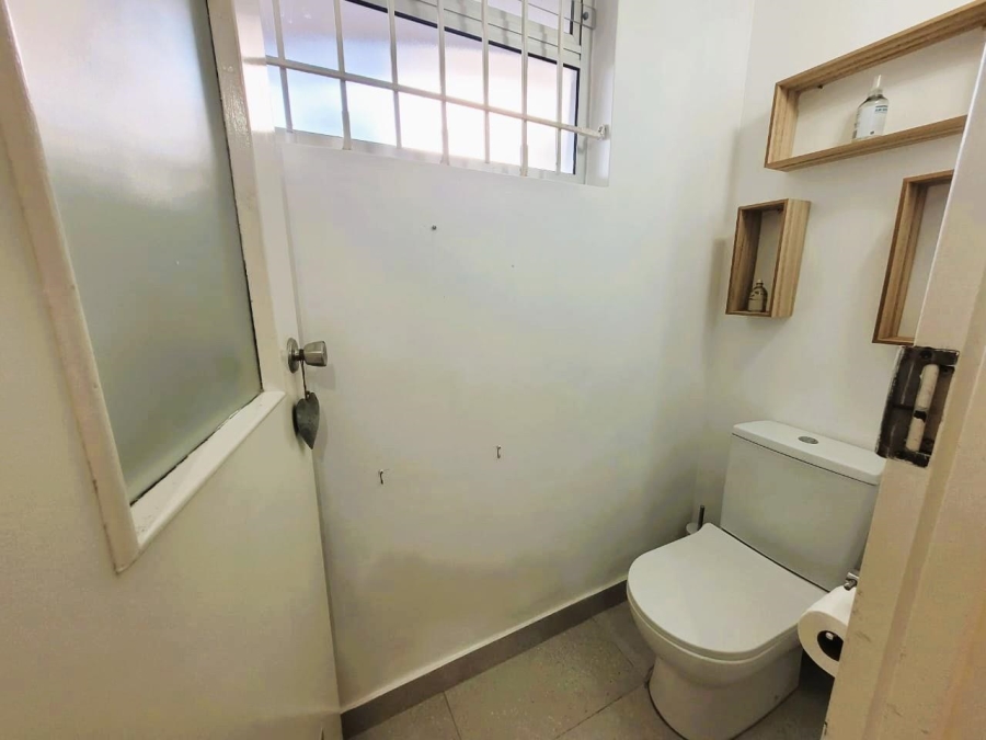 1 Bedroom Property for Sale in Umhlanga KwaZulu-Natal