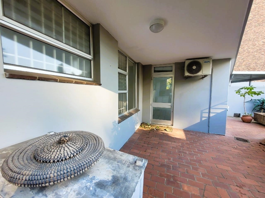 1 Bedroom Property for Sale in Umhlanga KwaZulu-Natal