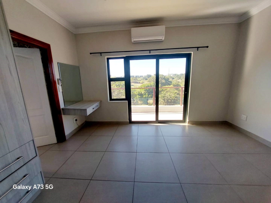 To Let 3 Bedroom Property for Rent in Salt Rock KwaZulu-Natal