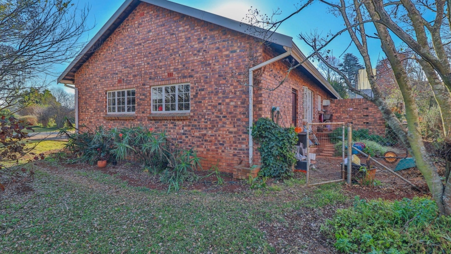 3 Bedroom Property for Sale in Greendale KwaZulu-Natal