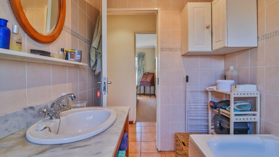 3 Bedroom Property for Sale in Greendale KwaZulu-Natal