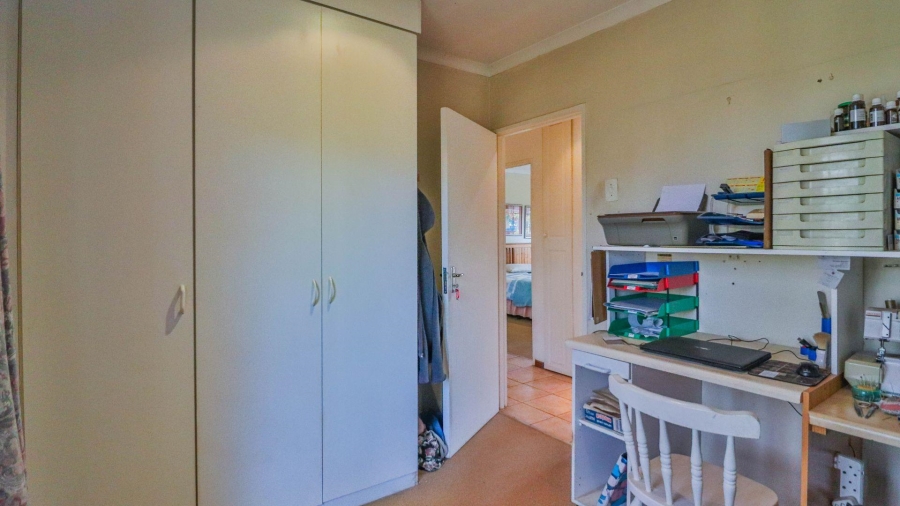 3 Bedroom Property for Sale in Greendale KwaZulu-Natal