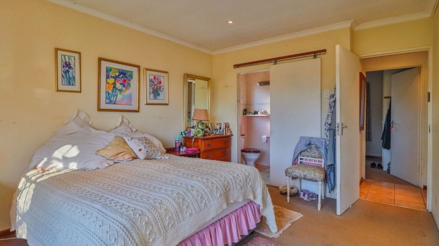 3 Bedroom Property for Sale in Greendale KwaZulu-Natal