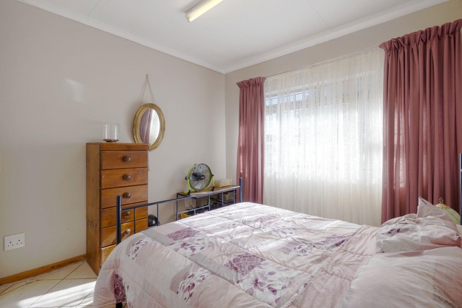 4 Bedroom Property for Sale in Amanzimtoti KwaZulu-Natal