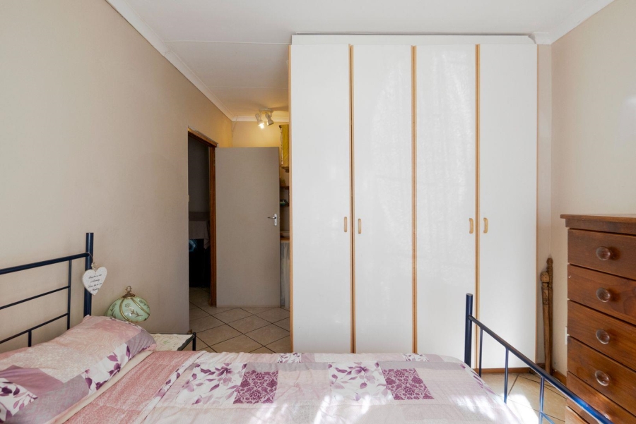 4 Bedroom Property for Sale in Amanzimtoti KwaZulu-Natal