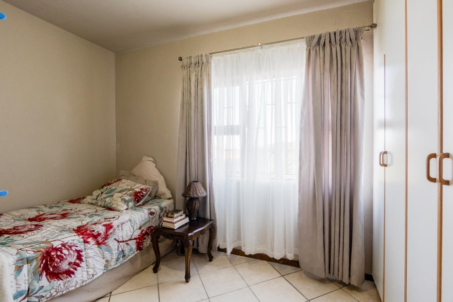 4 Bedroom Property for Sale in Amanzimtoti KwaZulu-Natal