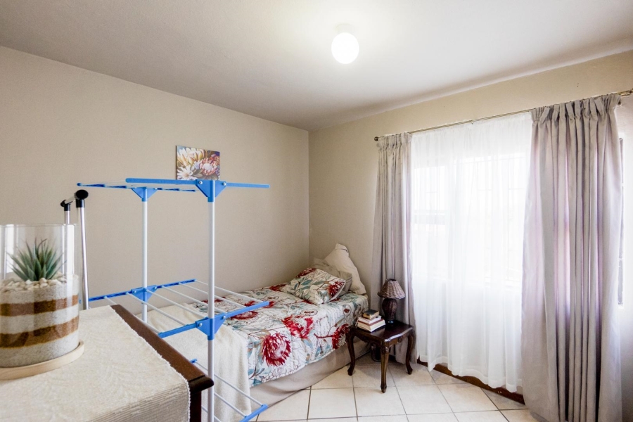 4 Bedroom Property for Sale in Amanzimtoti KwaZulu-Natal