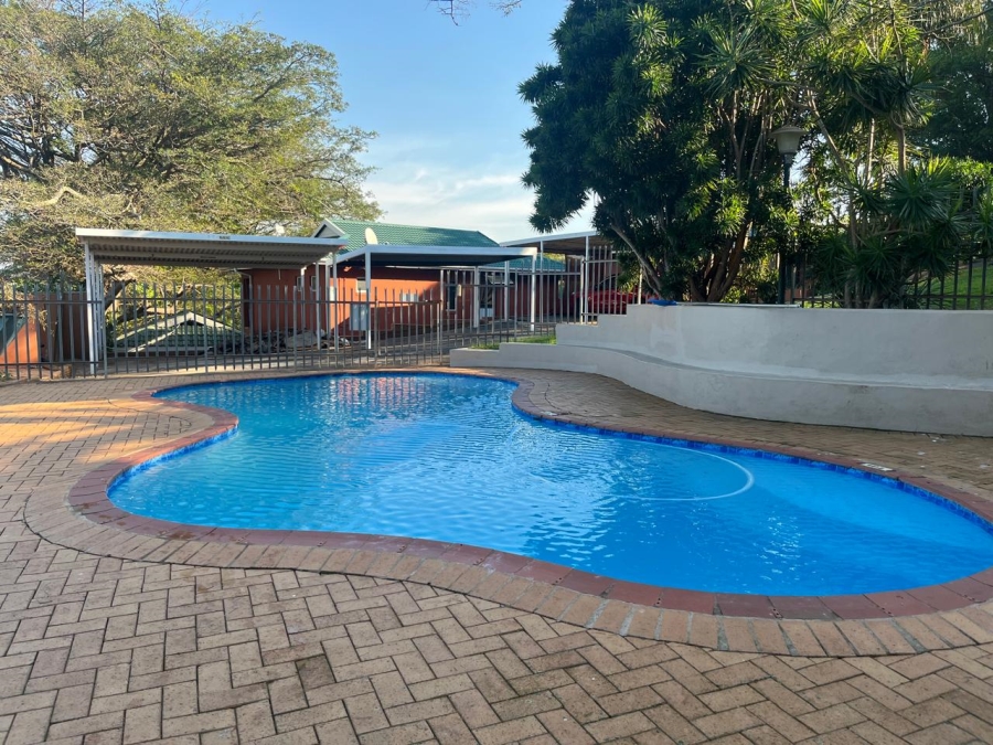 4 Bedroom Property for Sale in Amanzimtoti KwaZulu-Natal