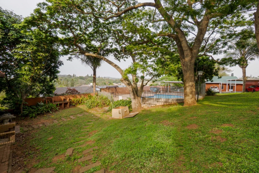 4 Bedroom Property for Sale in Amanzimtoti KwaZulu-Natal