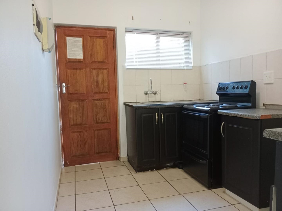 To Let 2 Bedroom Property for Rent in Richem KwaZulu-Natal