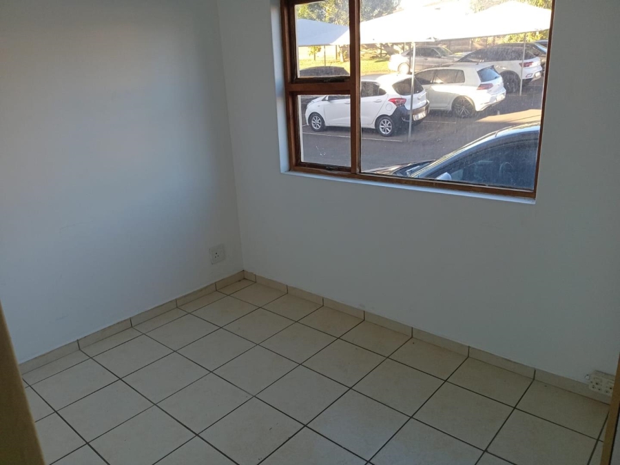 To Let 2 Bedroom Property for Rent in Richem KwaZulu-Natal