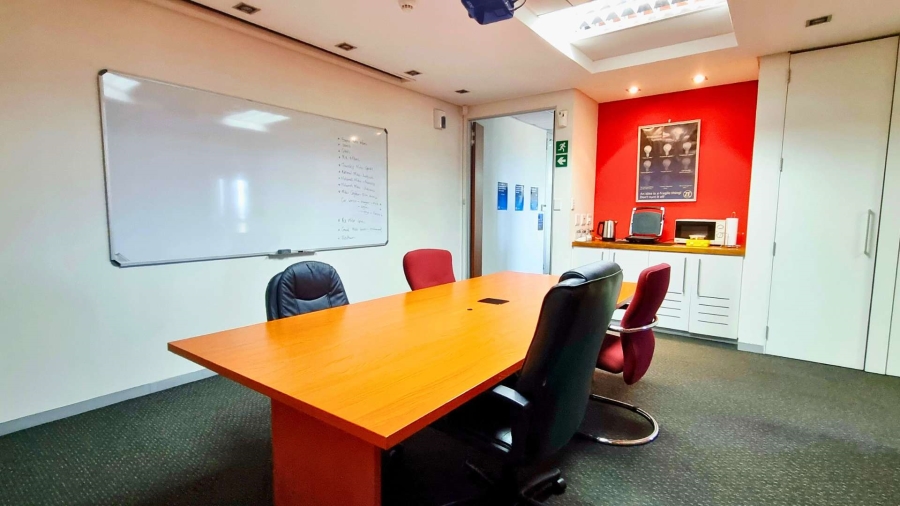 To Let commercial Property for Rent in Umhlanga Ridge KwaZulu-Natal