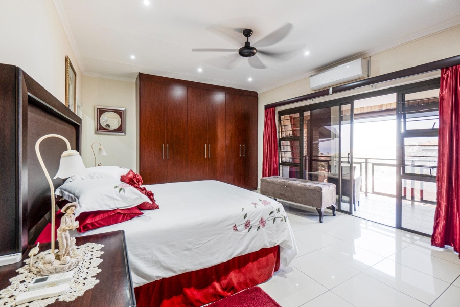 4 Bedroom Property for Sale in Amanzimtoti KwaZulu-Natal