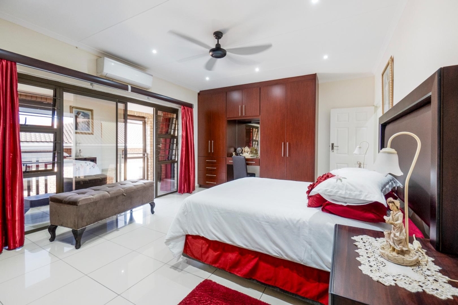 4 Bedroom Property for Sale in Amanzimtoti KwaZulu-Natal