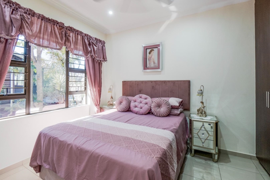 4 Bedroom Property for Sale in Amanzimtoti KwaZulu-Natal