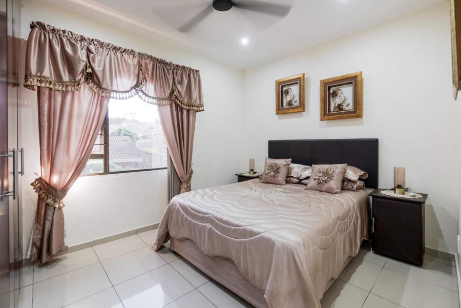4 Bedroom Property for Sale in Amanzimtoti KwaZulu-Natal