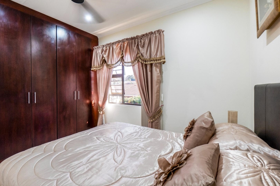 4 Bedroom Property for Sale in Amanzimtoti KwaZulu-Natal