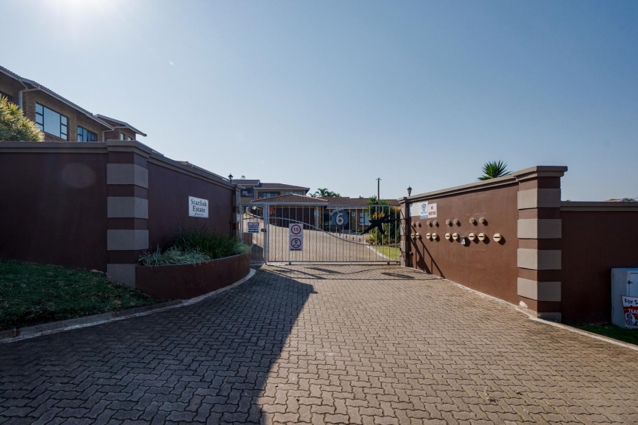 4 Bedroom Property for Sale in Amanzimtoti KwaZulu-Natal