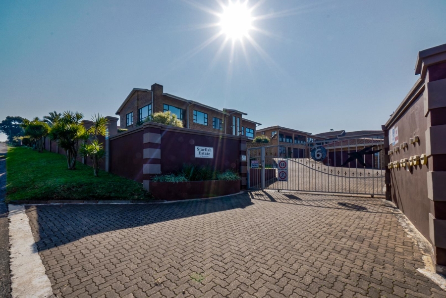 4 Bedroom Property for Sale in Amanzimtoti KwaZulu-Natal