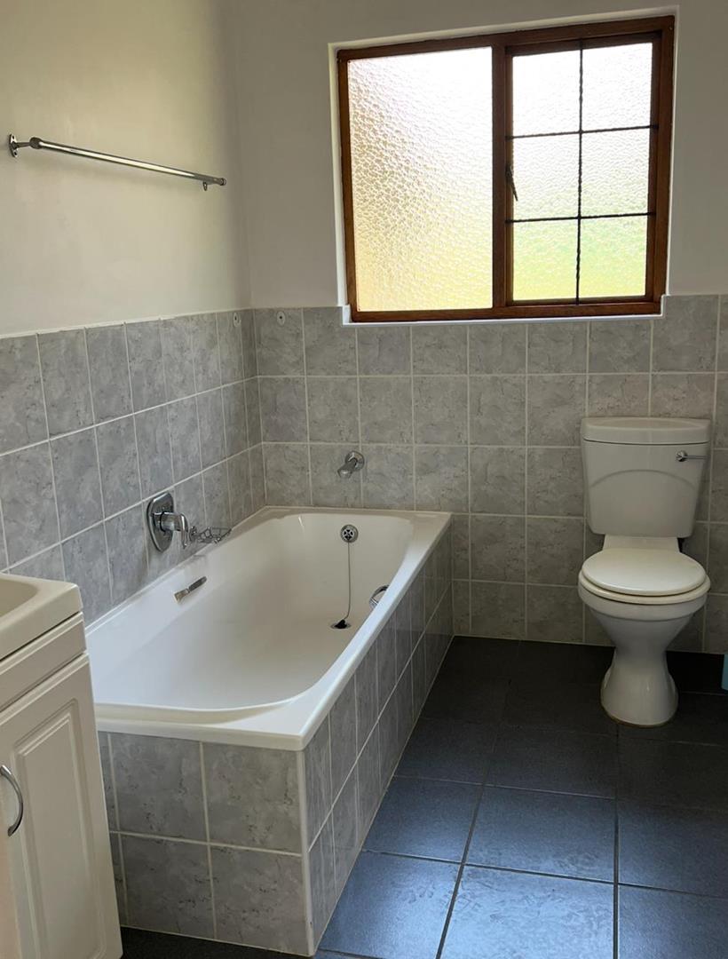 2 Bedroom Property for Sale in Howick North KwaZulu-Natal